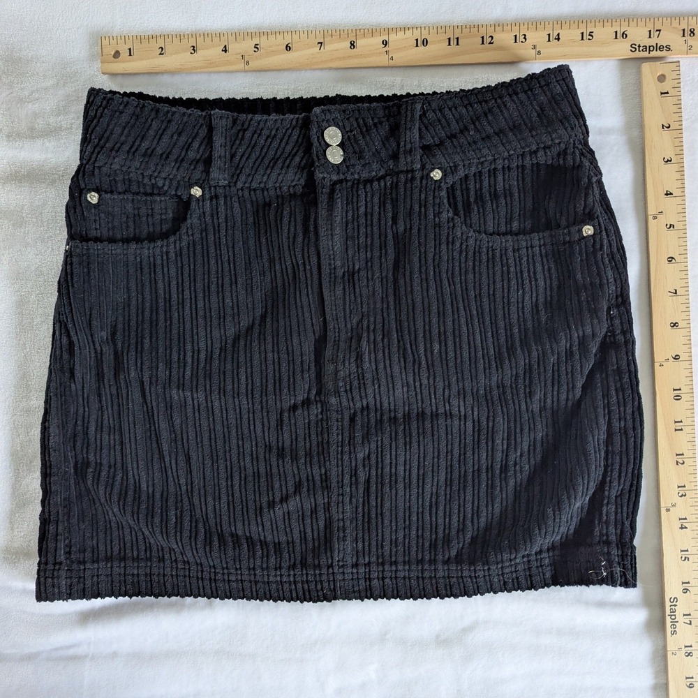 Urban Outfitters BDG Mini Skirt Black Corduroy Sz M Minimalist Casual Fall